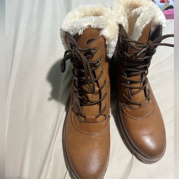 Denver Hayes winter boots - Picture 2 of 4